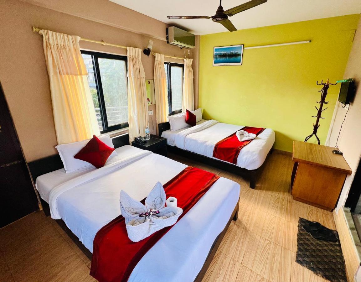 Hotel Donosti Pokhara Exterior foto